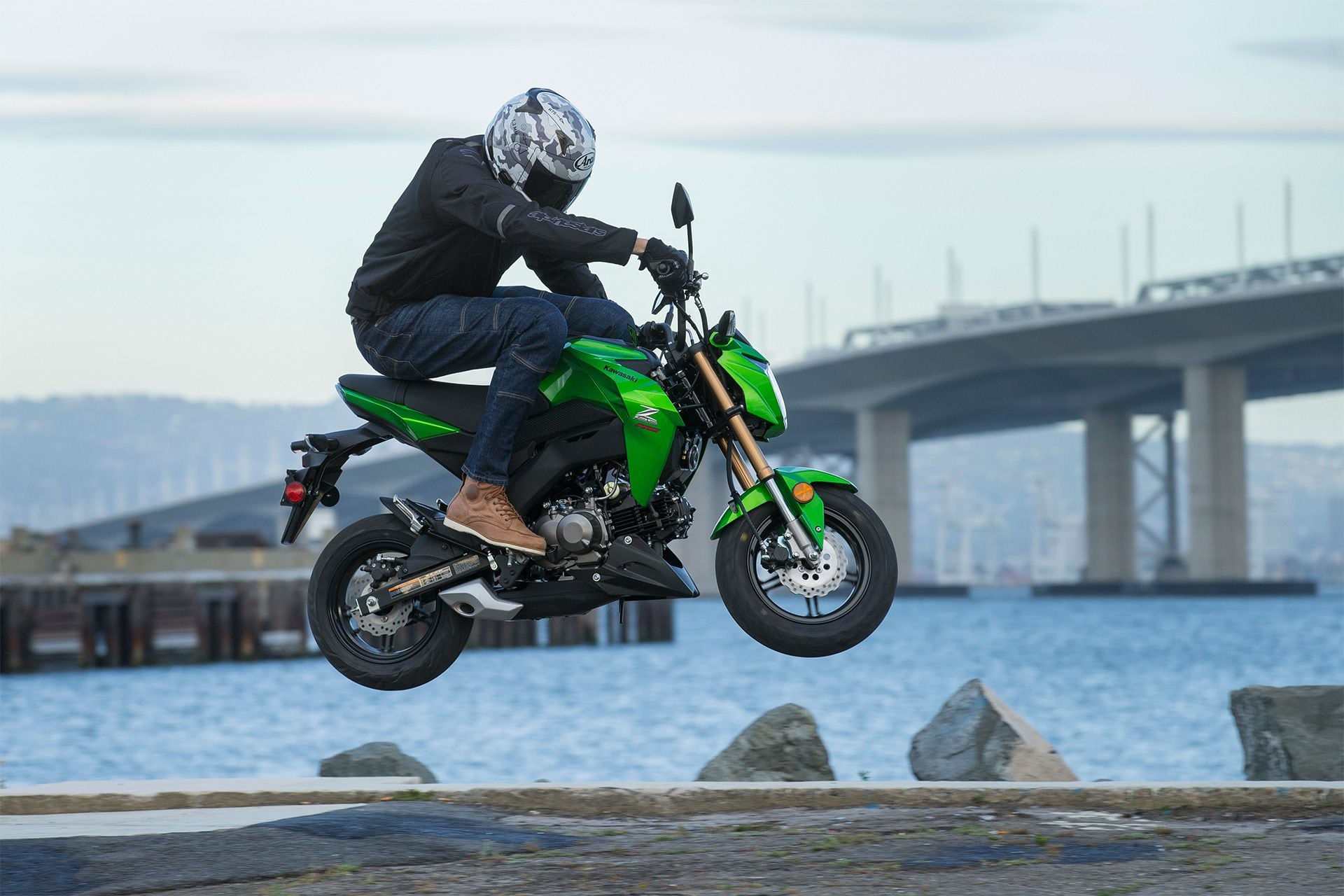 2017 Kawasaki Z125 Pro FIRST RIDE Motorcycle Review | Cycle World