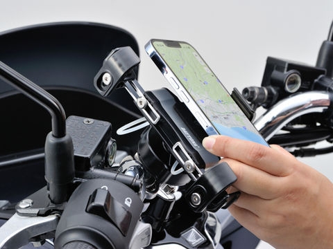 バイク用スマートフォンホルダー3+ - DAYTONA | アンバーピース