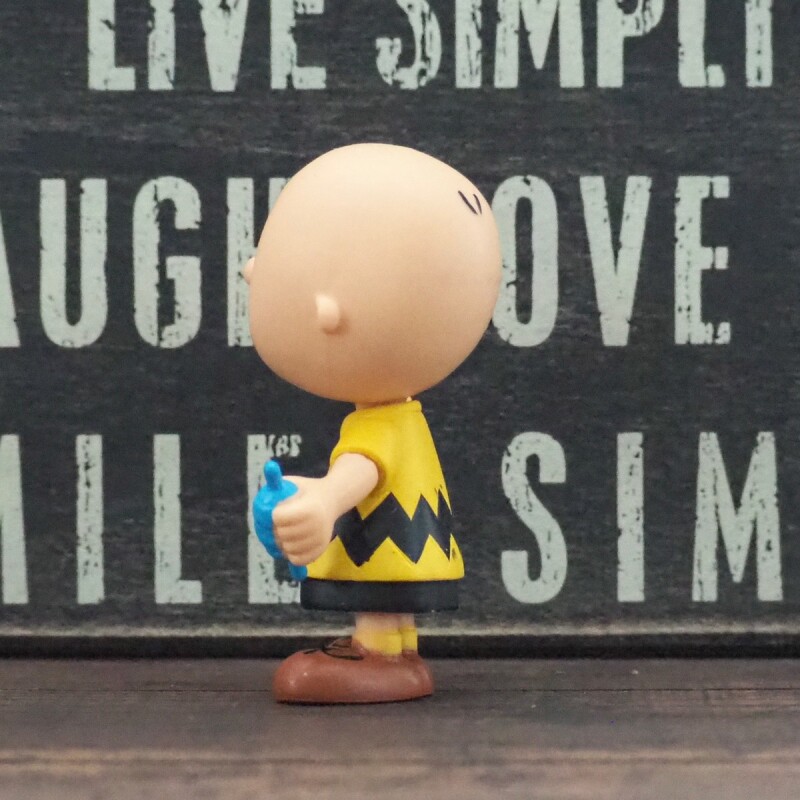 チャーリーブラウン フィギュア ピーナッツ