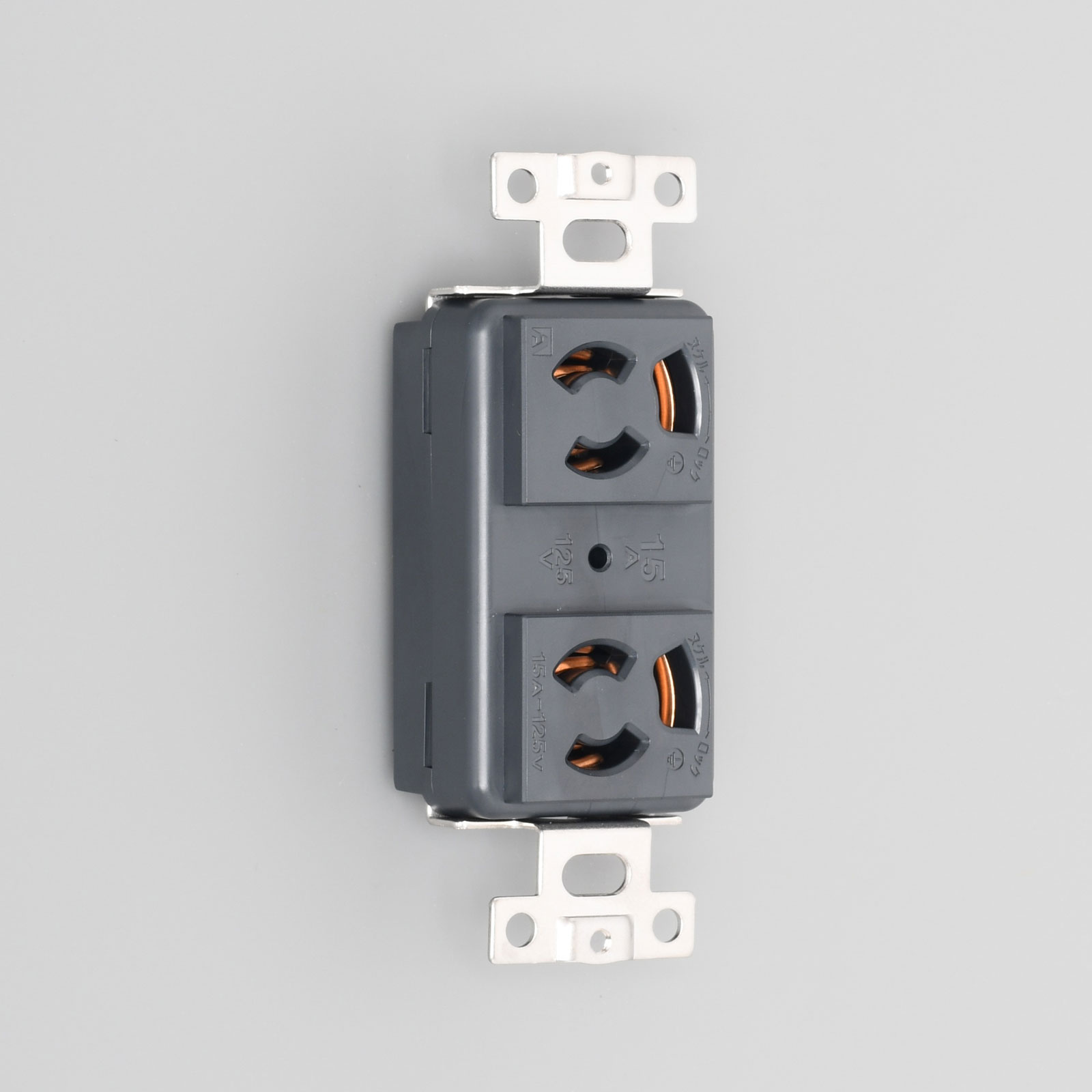 7110GHDZ-BK 接地形2P 15A 125V 複式横型埋込コンセント | アメリカン