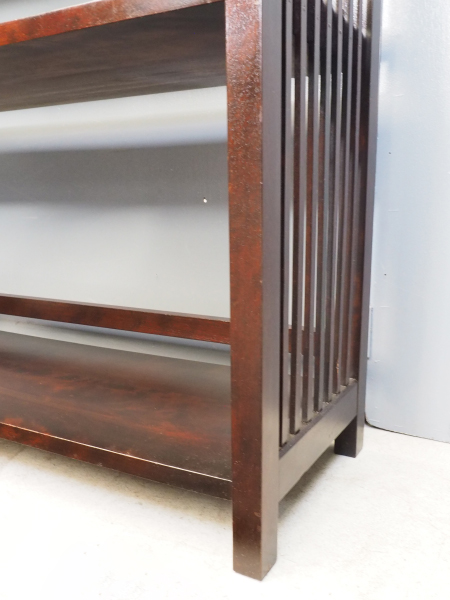 ☆GA234【中古品】 北海道民芸 家具 書棚　幅108cm 良質 中古 民芸家具 北海道民芸家具 キャビネット 本箱 大型収納 本棚