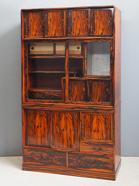 アンティーク雑貨　収納　黒柿 珍品!!無垢材の黒柿杢目が流れる堂々とした越後収納箪笥 BB2226 – 古福