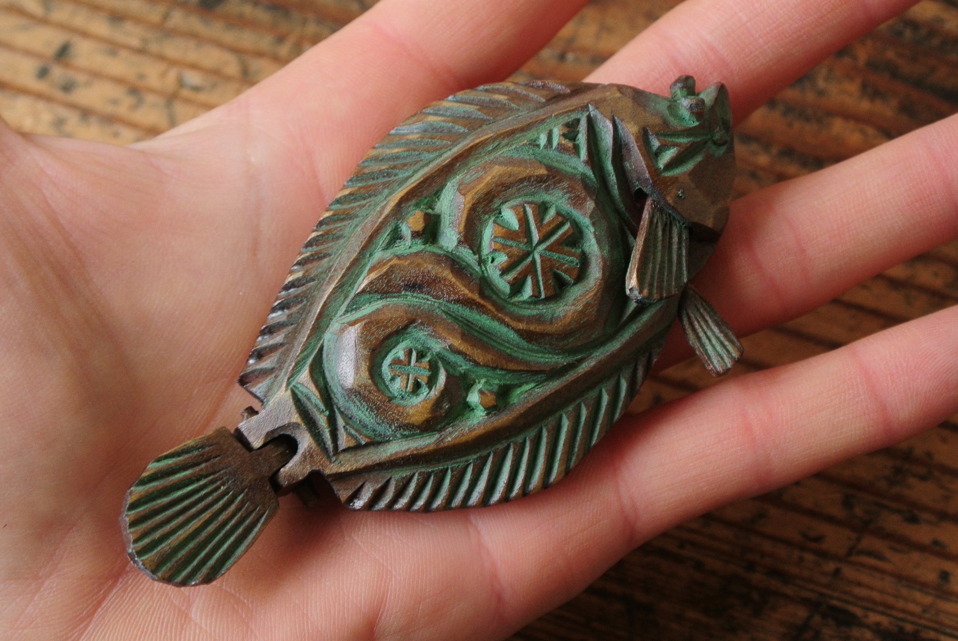 阿部紀男 鰈 木彫 - アンティーク雑貨・古道具の札幌 アンティーク