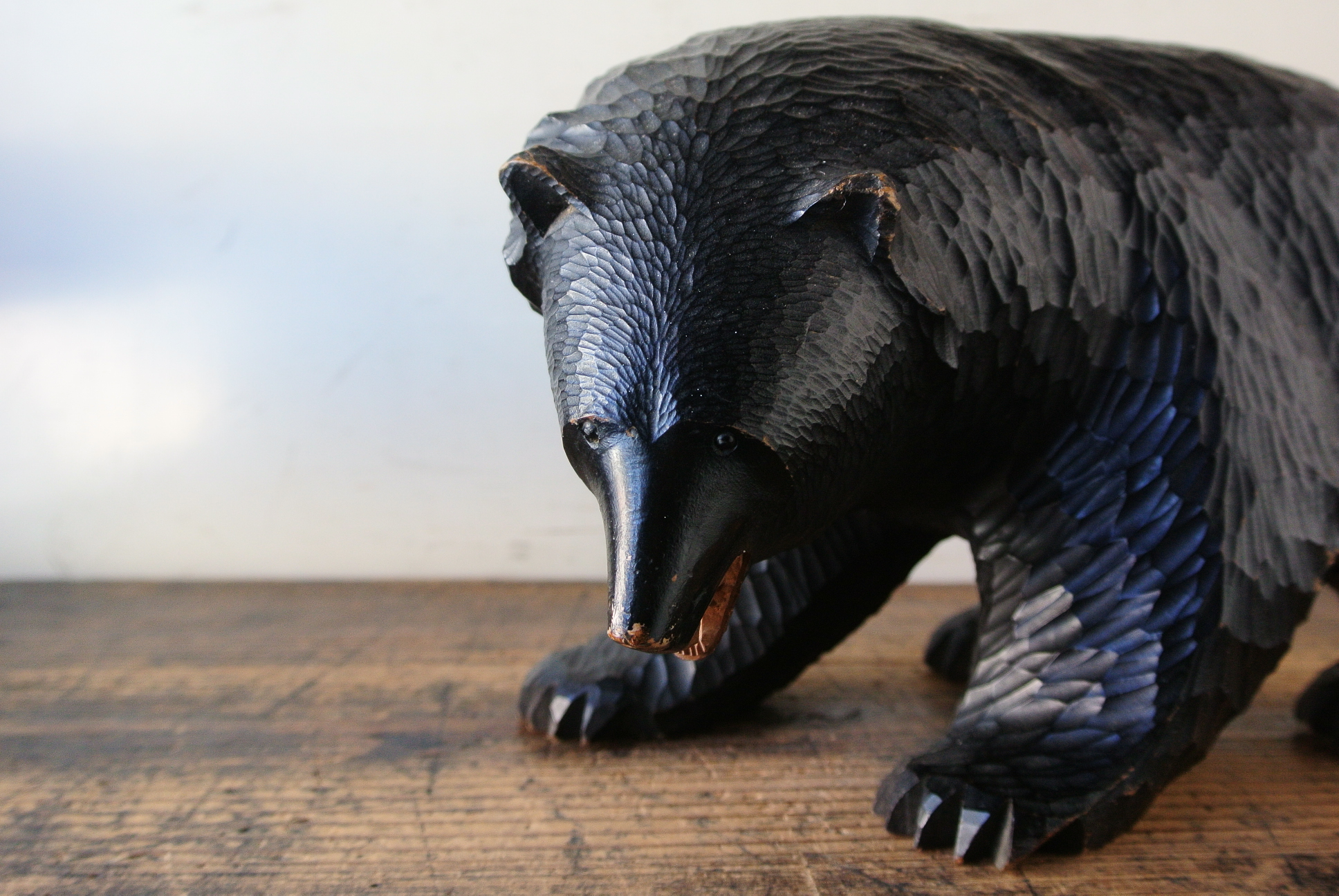 白老の木彫り熊「這い熊」 - アンティーク雑貨・古道具の札幌