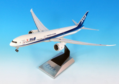 NH20099 1:200 BOEING 777-9 ANA 空中姿勢 完成品ソリッド(ギアつき