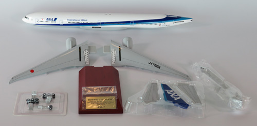 NH20134 1:200 777-300ER JA788A スナップフィットモデル（ギアつき