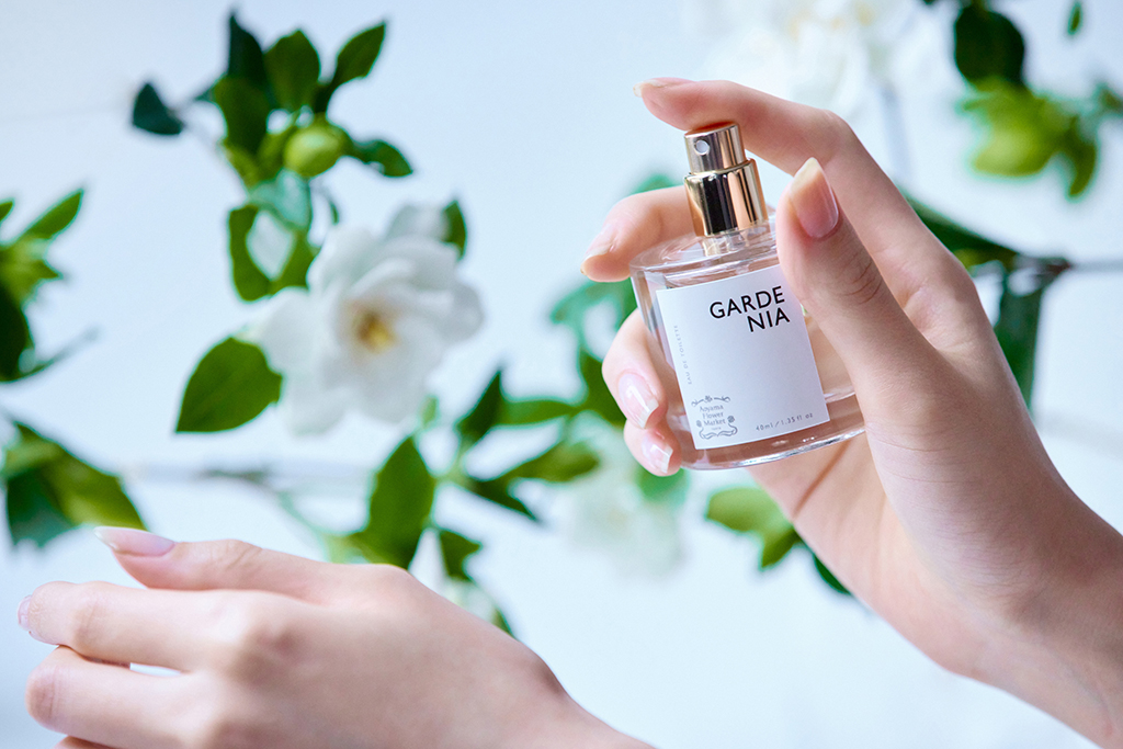 甘く優雅な「クチナシの香り」が旬の到来とともに数量限定でお目見え