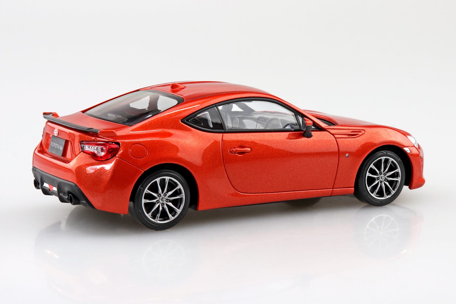 トヨタ 86(オレンジメタリック)｜株式会社 青島文化教材社