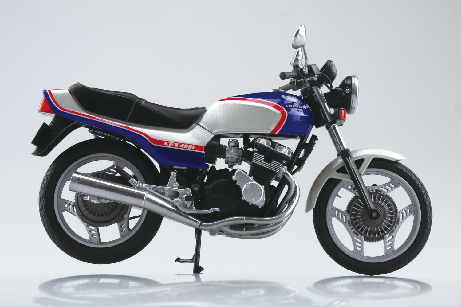 Honda CBX400F パール/キャンディブルー｜株式会社 青島文化教材社