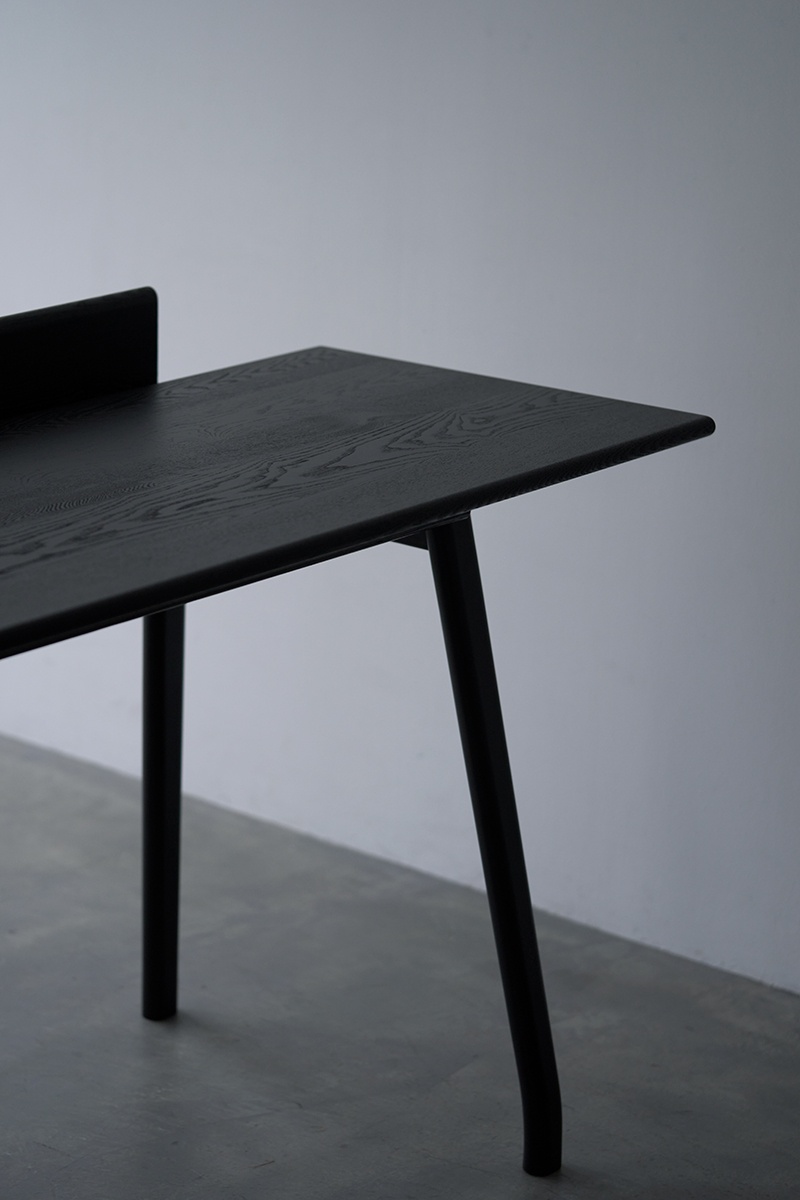 衣食住”と“働く”を繋ぐデスク - ピックアップアイテム - ACTUS