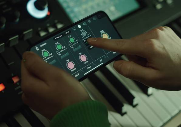 Yamaha Stagepas 200 Portable PA System with Mixer, Bluetooth, and