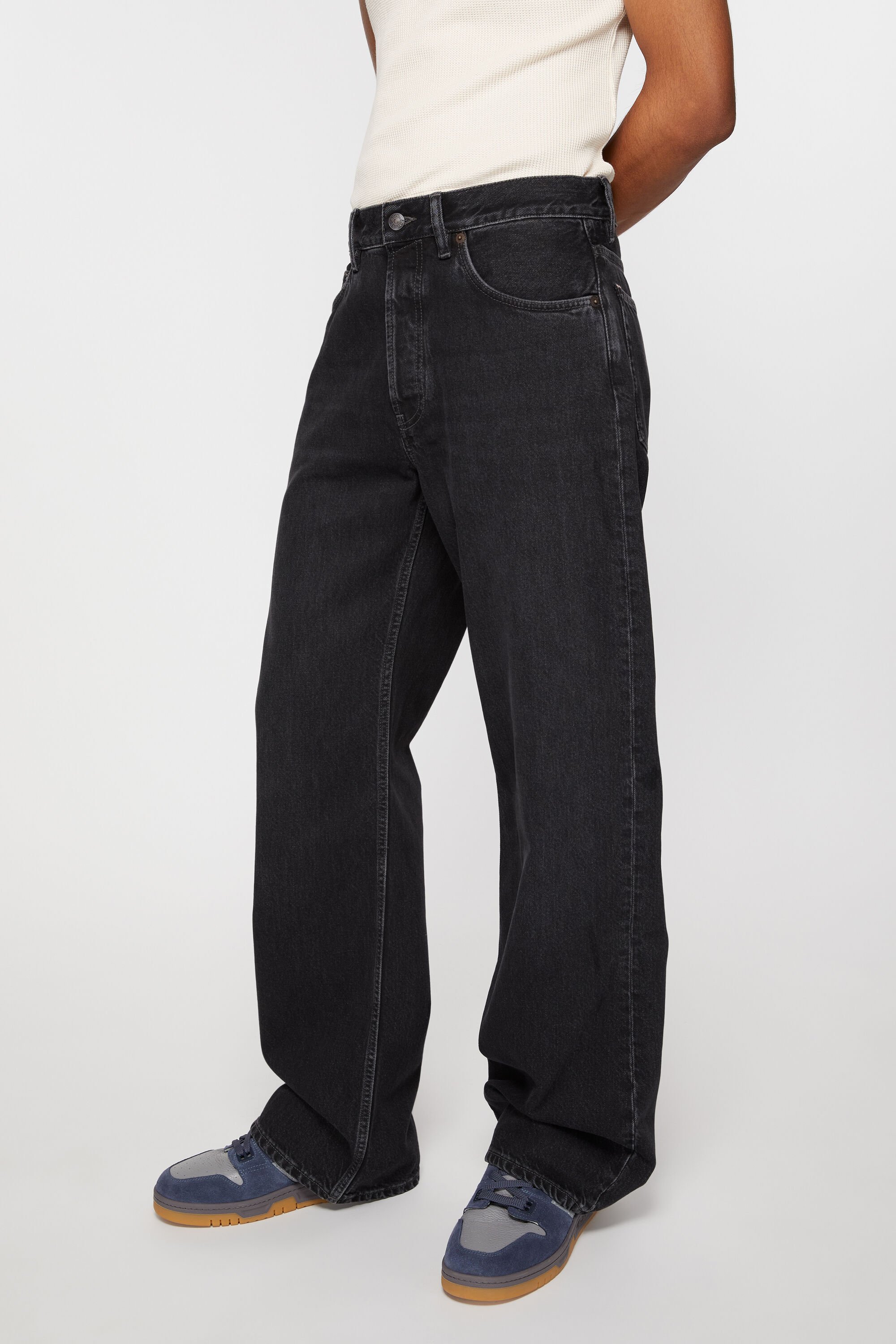 Acne Studios - Regular fit jeans - 2021M - Black