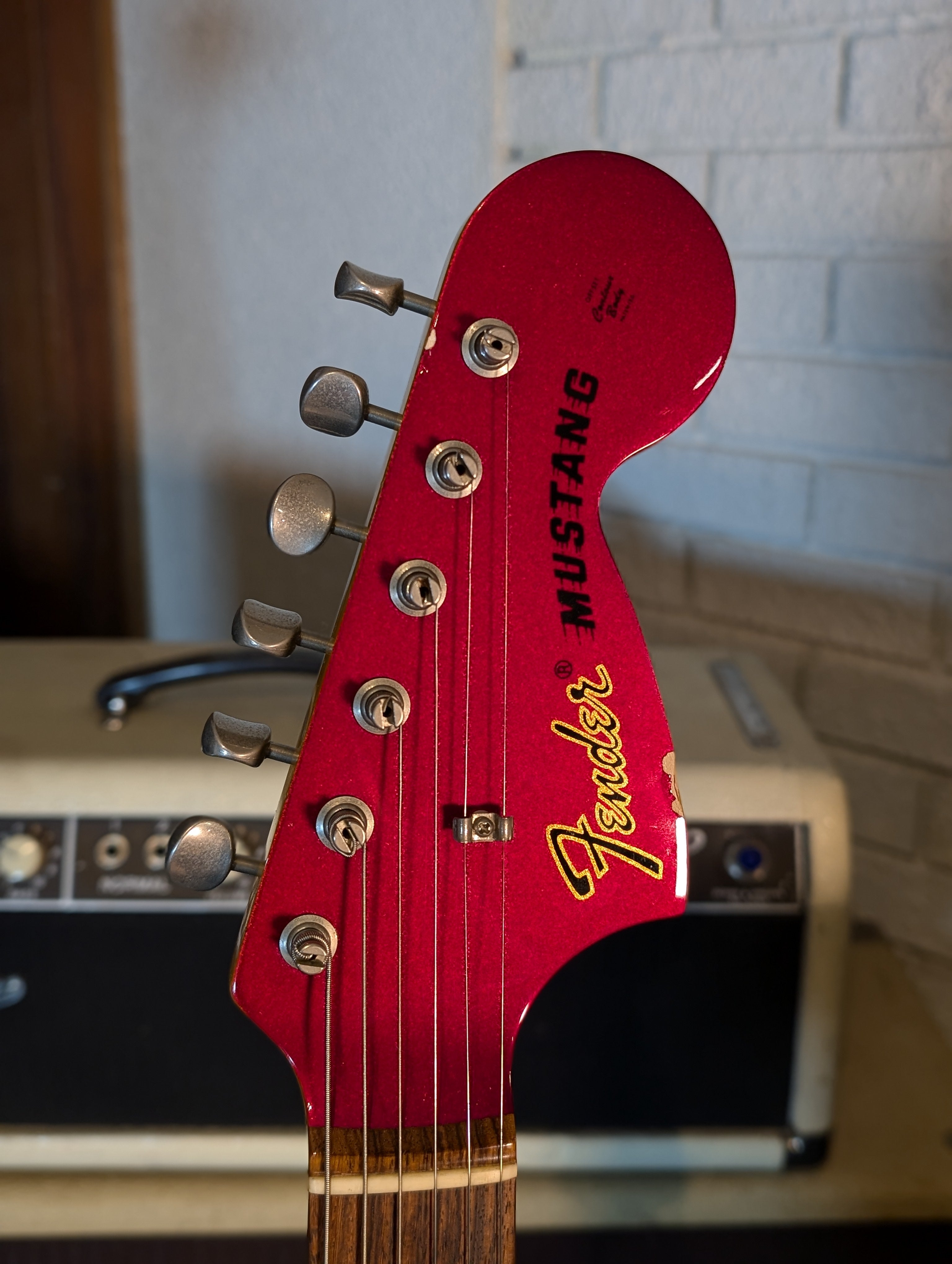 Fender Made in Japan MG69/MH Mustang Electric Guitar - Candy Apple