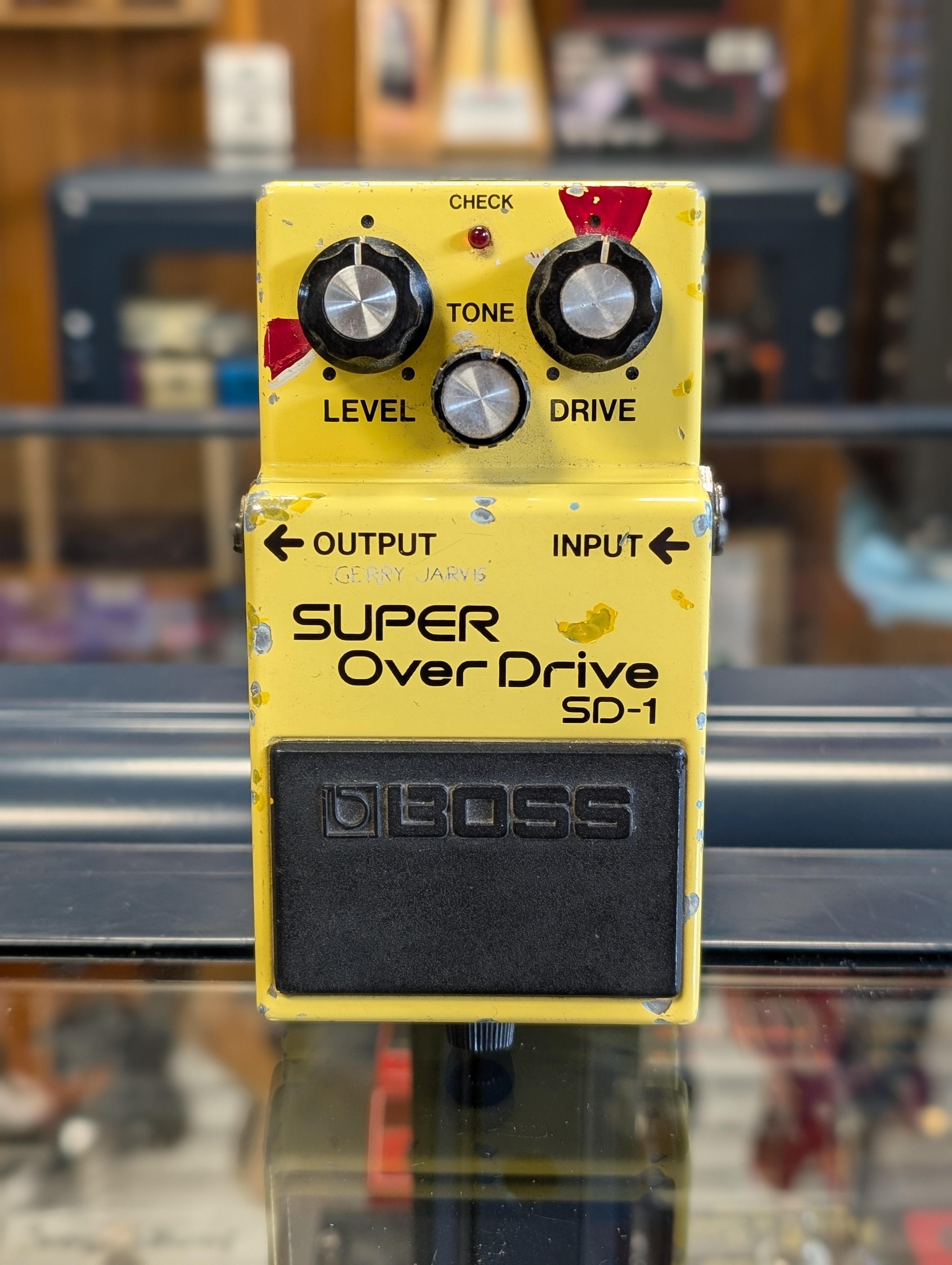 Boss SD-1 Super Overdrive Pedal (1982) – Acoustic Music Shop