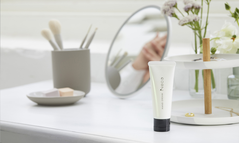 HAND CREAM Neco 新発売 | アジュバンコスメジャパン