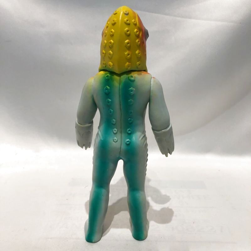 △買取品△ ブルマァク ハワイ版 メトロン星人 スタンダードソフビ