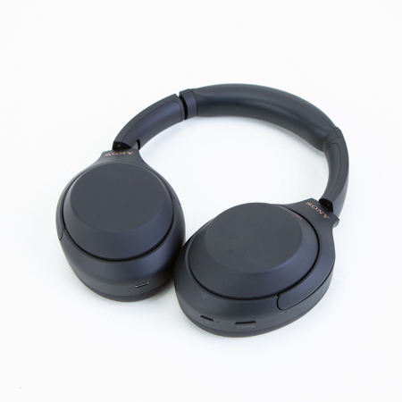 USED Sony WH-1000XM4 Over the Ear Noise Cancelling Headphones, Black