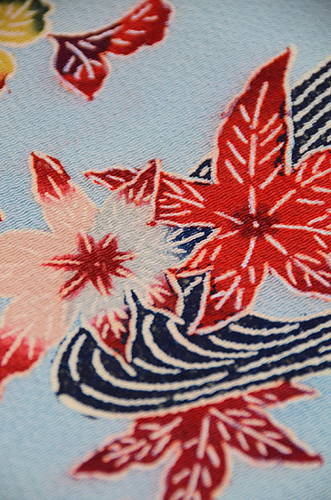 浦野理一作 水色地秋景色文様浦野の紅型鬼縮緬名古屋帯
