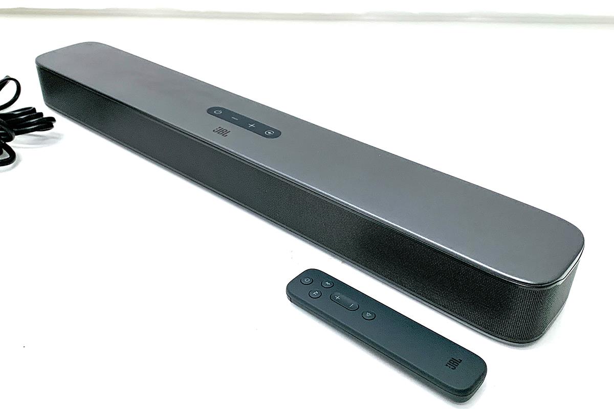 ち*ん様 【激安美品 】JBL Bar studio 2.0 サウンドバー リモ Amazon