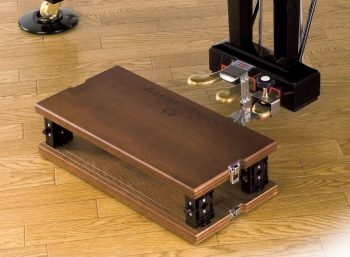 レッスングッズ/アシストペダル(在庫限り廃番) | ピアノカバーの専門