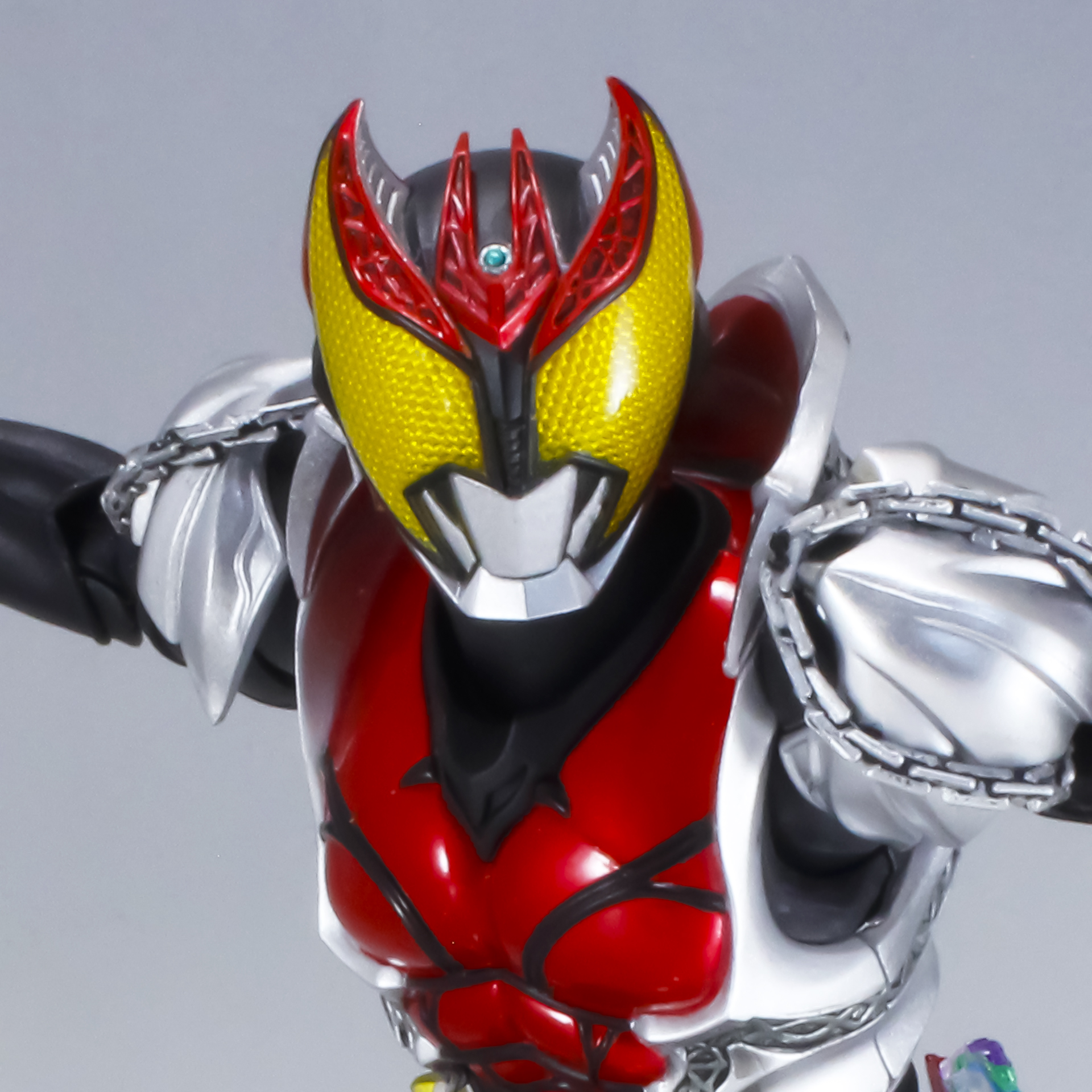 真骨彫製法 仮面ライダーキバ キバフォーム | アナハイム工房 TAKAブログ
