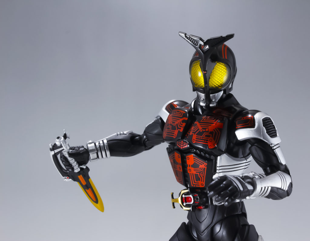 真骨彫製法 仮面ライダーダークカブト レビュー | アナハイム工房 TAKA