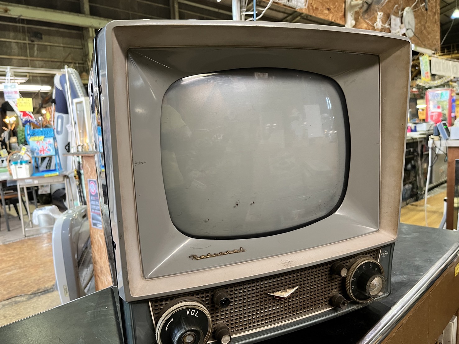 昭和レトロ 当時物 ナショナル真空管テレビ 買取いたしました｜愛品館