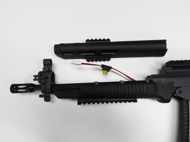 ICS] SG-551 / SIG551 マウント&スペアマガジン付 (中古)の販売ページ