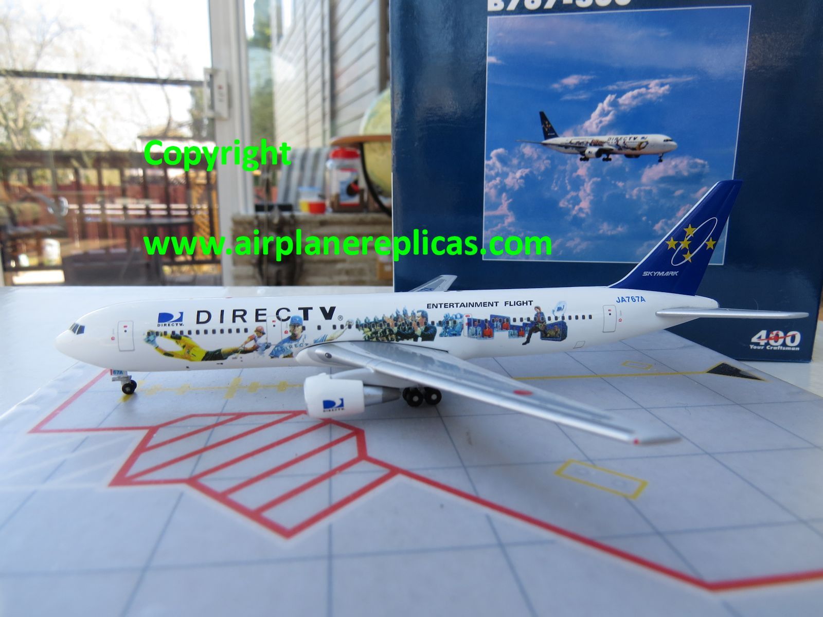 AirplaneReplicas.Com - The Source For 1/400 Models