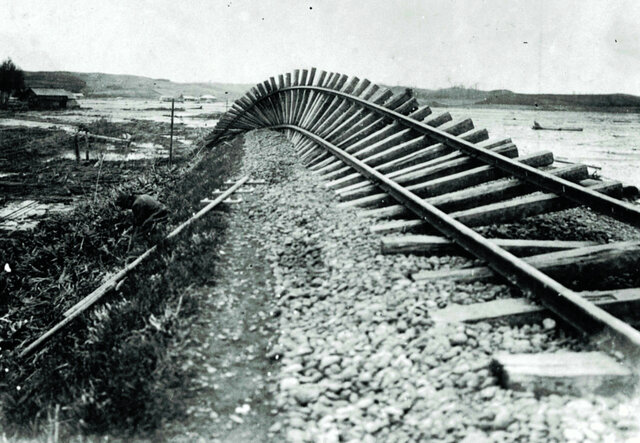 100年前に十勝岳が噴火、町を泥が覆った 三浦綾子「泥流地帯」、初