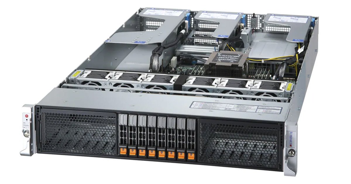 AMD Ryzen Threadripper PRO 7000WXプロセッサを搭載するSupermicro社