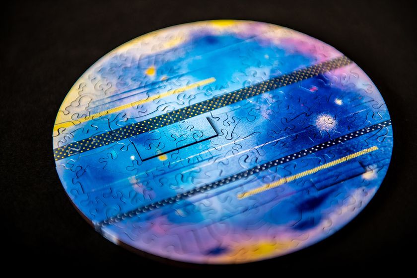 徹夜する宇宙女子が続出！ アメリカで大ヒットの「美しすぎる謎解き