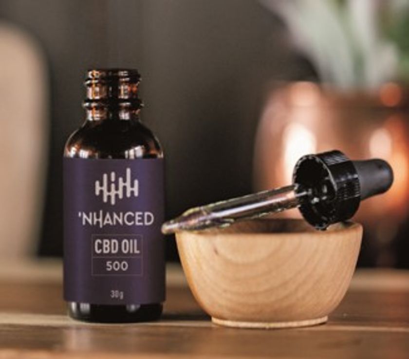 注目のリラックス成分CBDと、MCTの嬉しい組み合わせの 食用オイルで