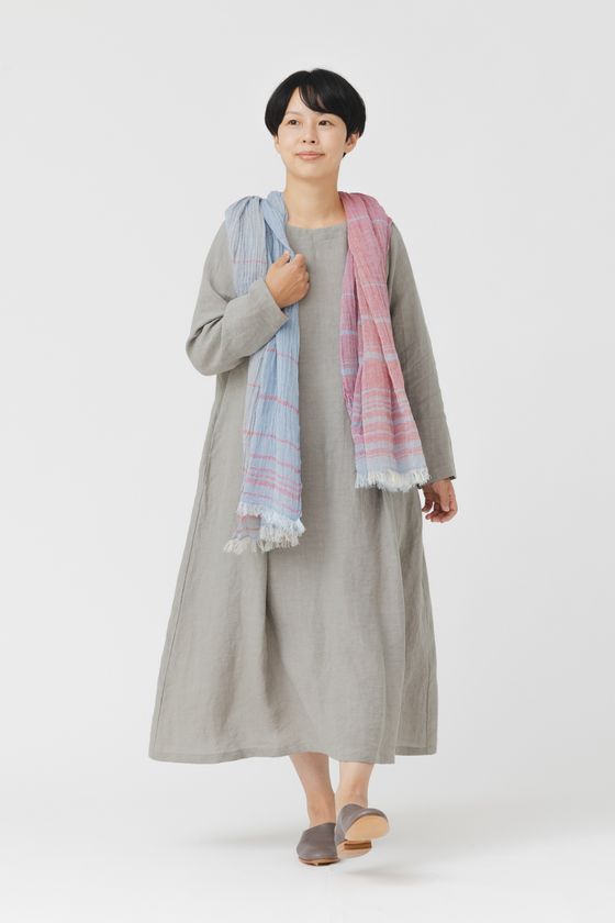 石見銀山周辺の里山の植物を染料に用いた、 『里山パレット』シリーズ