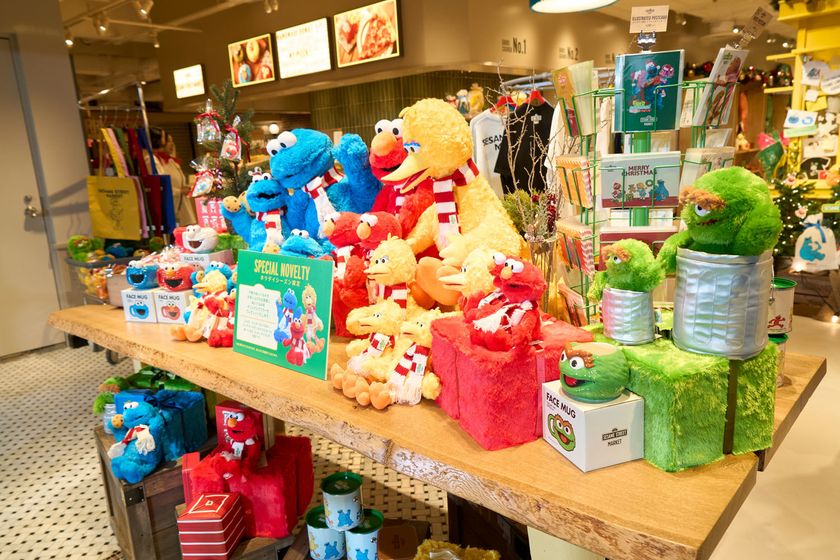 世界で唯一の物販・カフェ・ワークショップが複合した セサミ