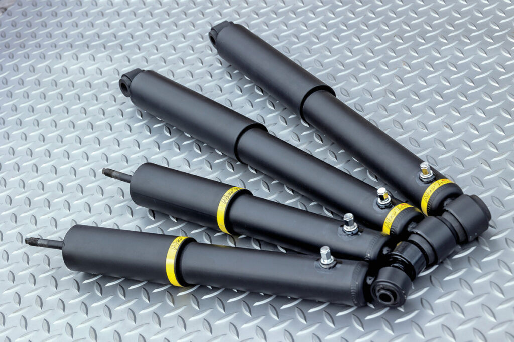 ハイエースのキャンピングカーの走りをお得に良くしたい…純正パーツ