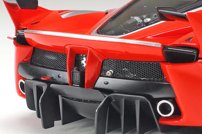 タミヤ、FXX Kの1/24スケールモデルを発売 | AUTOCAR JAPAN