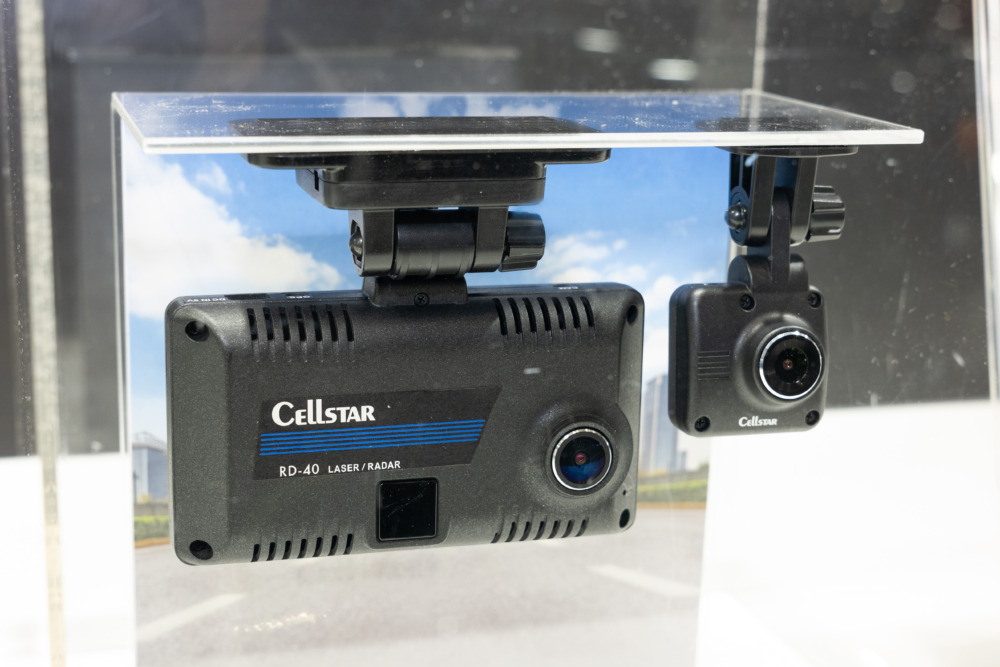 レーザー/レーダー探知器、2カメラドラレコが1つに！ セルスターの意欲
