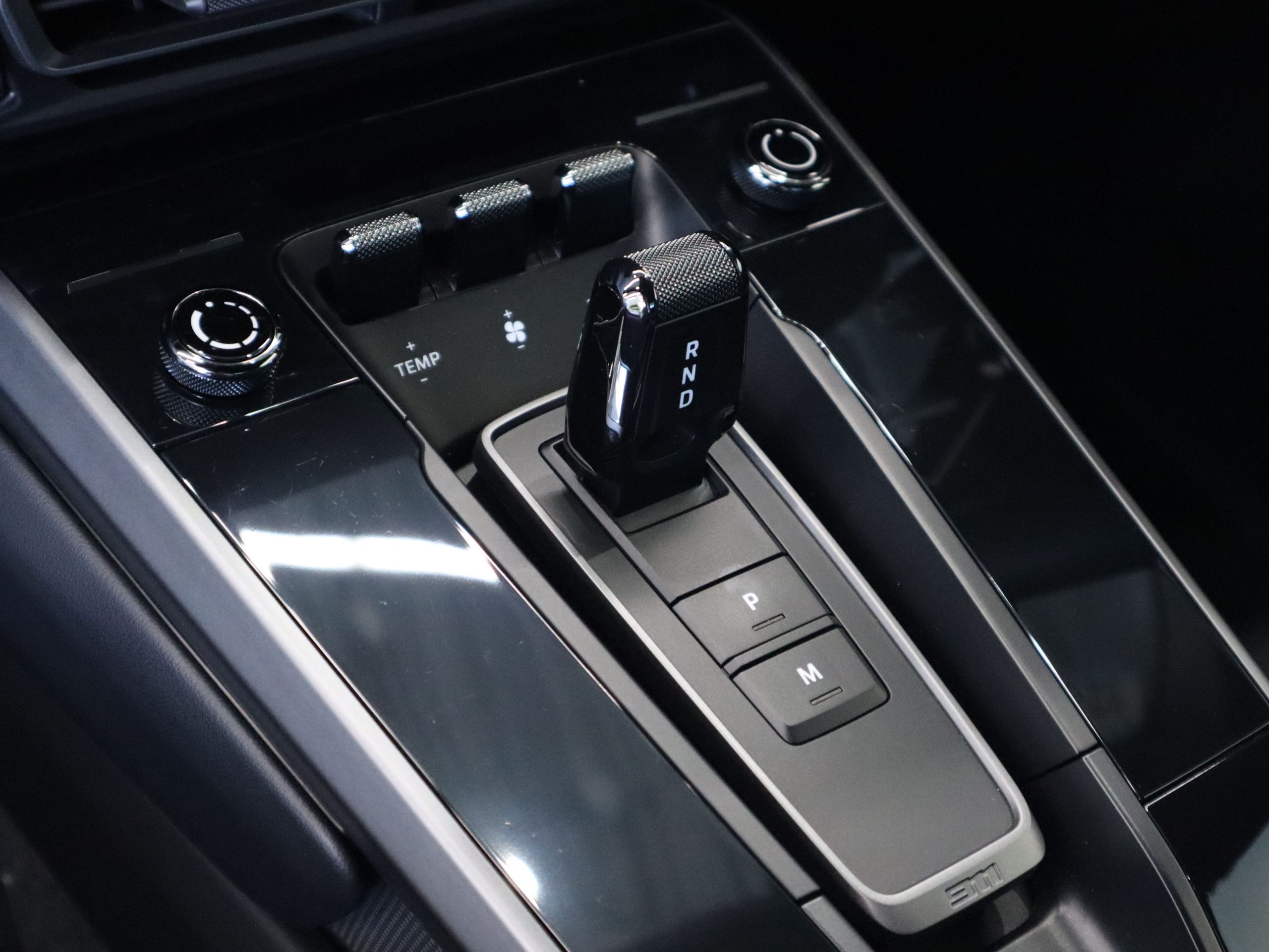 千葉県No.1のポルシェ専門店 AUTOCAFE(オートカフェ)