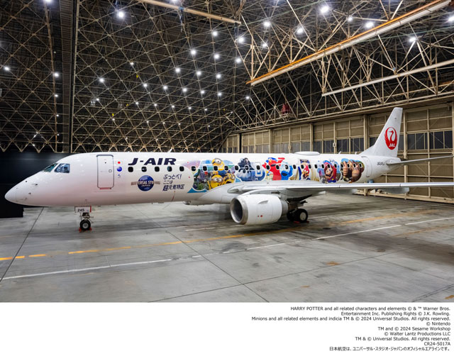 JALとUSJ、ドンキーコング特別塗装機就航 ジェイエアE190で国内線