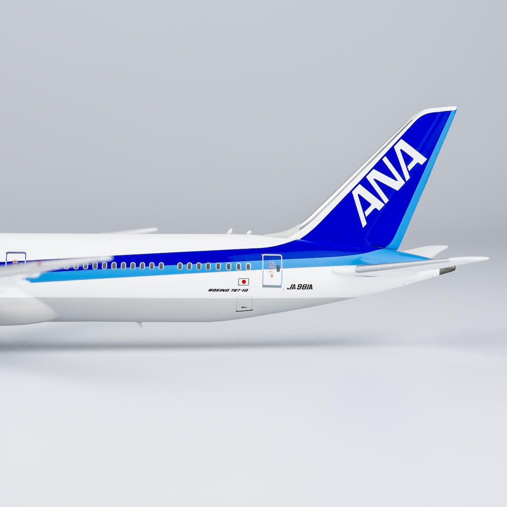 NG Models 56029 Boeing 787-10 Dreamliner ANA All Nippon Airways J