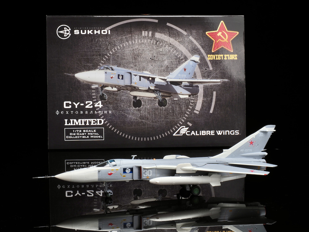 Calibre Wings CA722411 Sukhoi SU-24MR Russian Navy 30 White