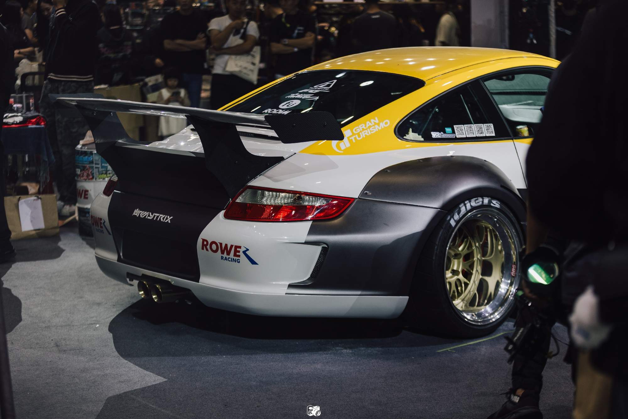 ポルシェ997 / GT3 RS ARMYTRIX チタンバルブエキゾースト改造 最高の