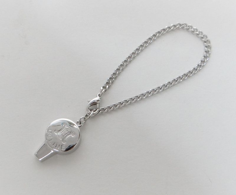 CELINE セリーヌ ホイッスル 笛 チャーム キーホルダー シルバー 未