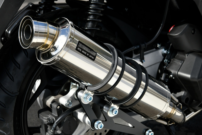 R-EVO ステンレス フルエキゾースト：PCX125：2023〜：政府認証 ｜ BEAMS