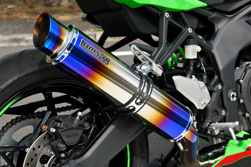 R-EVO2 ヒートチタン フルエキゾースト：ZX-4RR / ZX-4R SE：2023