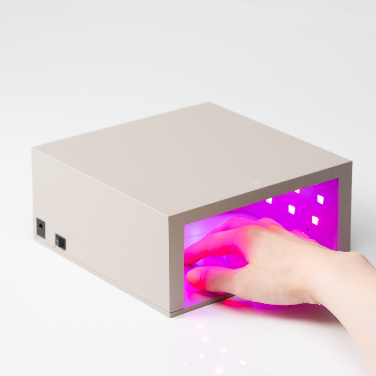 oui nails ネイルライト 美容機能付きの卸・通販 | ビューティガレージ