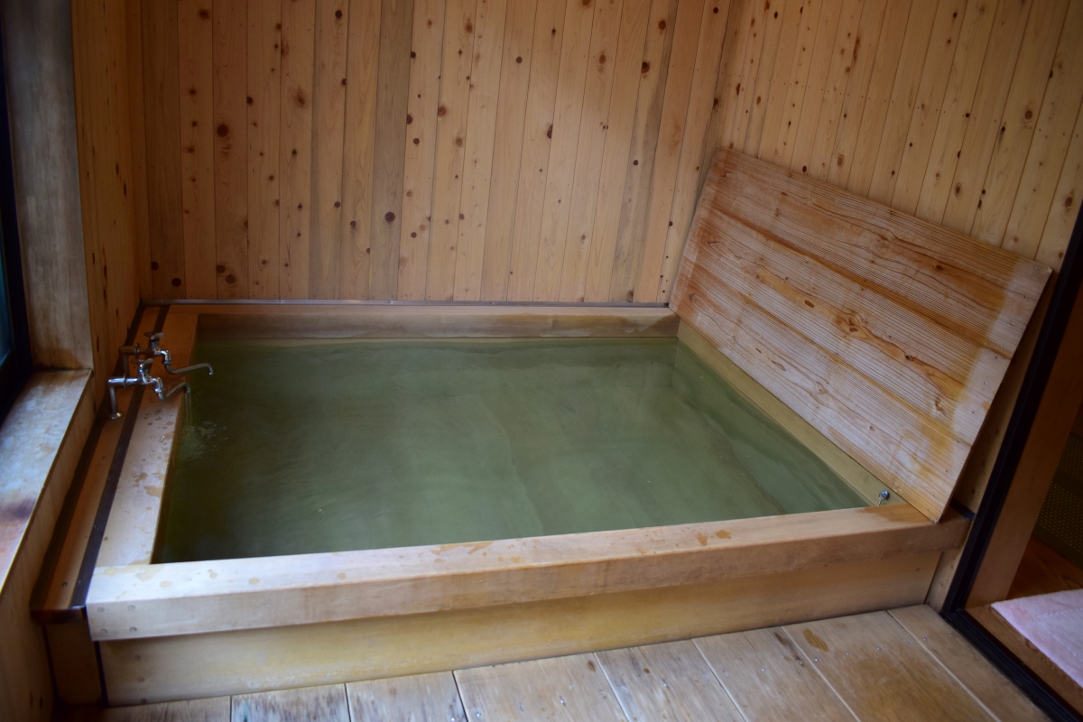 シェルパ斉藤の新刊は全国145軒の山小屋滞在記！ バスで行ける乗鞍の