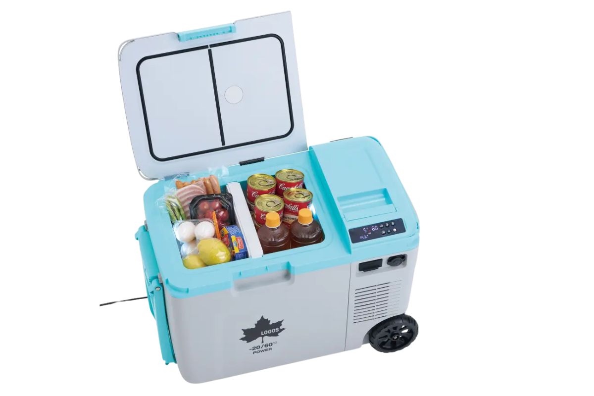 ロゴスのホイール付き冷蔵庫が便利すぎる！二室独立でアイスもホットも