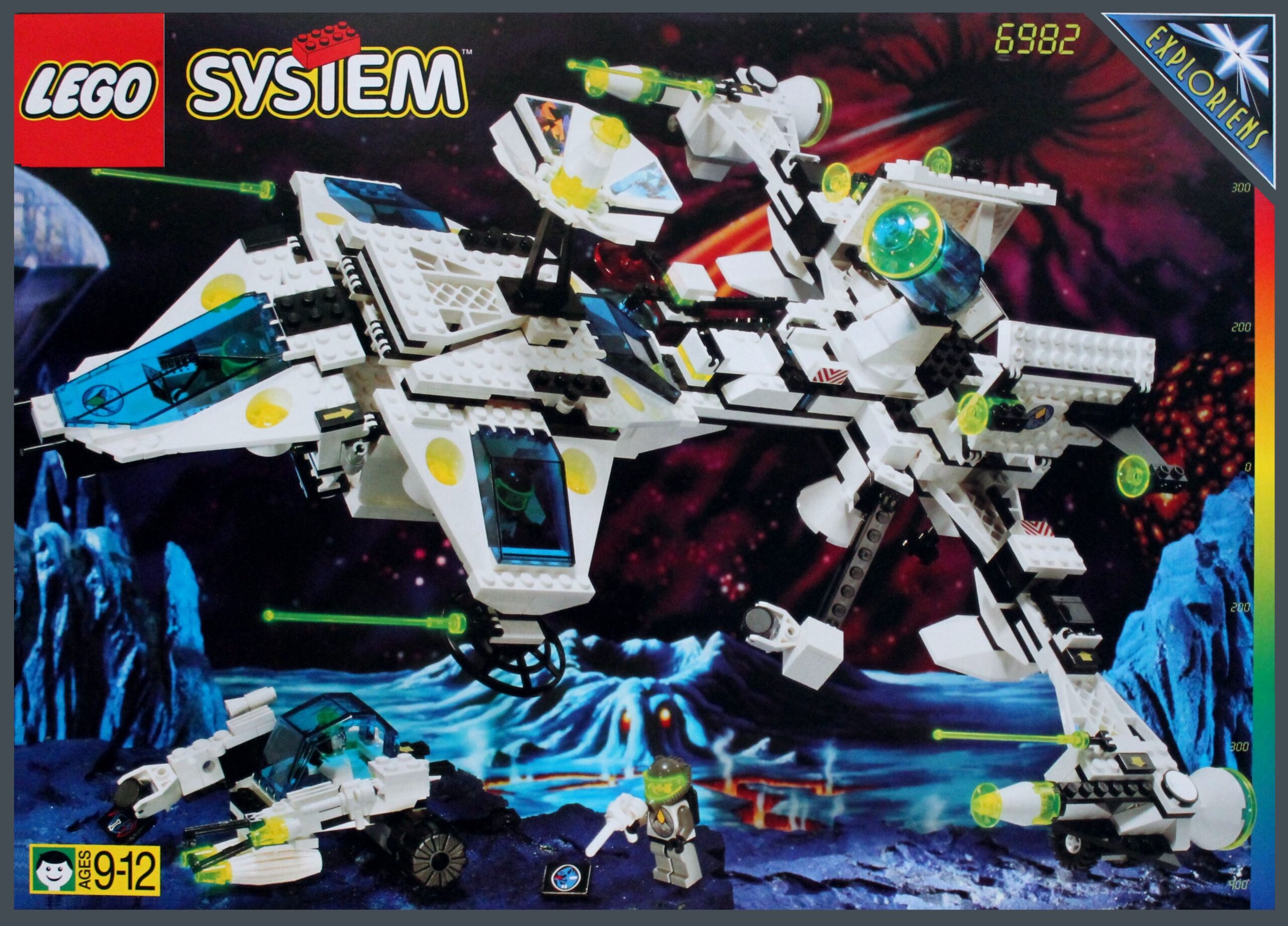 6982: Explorien Starship - Back of the Box Builds